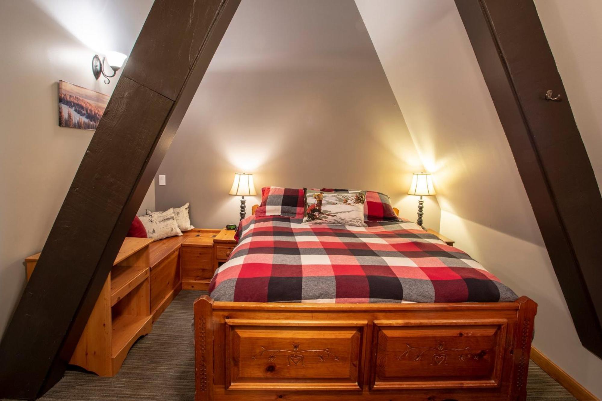 The Pinnacles Suites & Townhomes Силвер-Стар Экстерьер фото